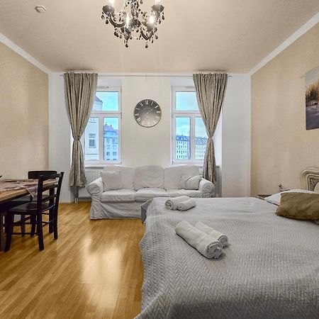 Davidov Stays Danube Відень Екстер'єр фото